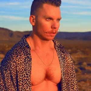 Meet your Posher, Alexander